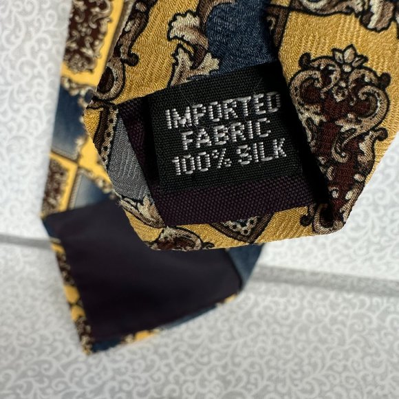 Geoffrey Beene 100% Silk Paisley/Mirror‎ Deco 4 inch Geometric Tie - Picture 5 of 6